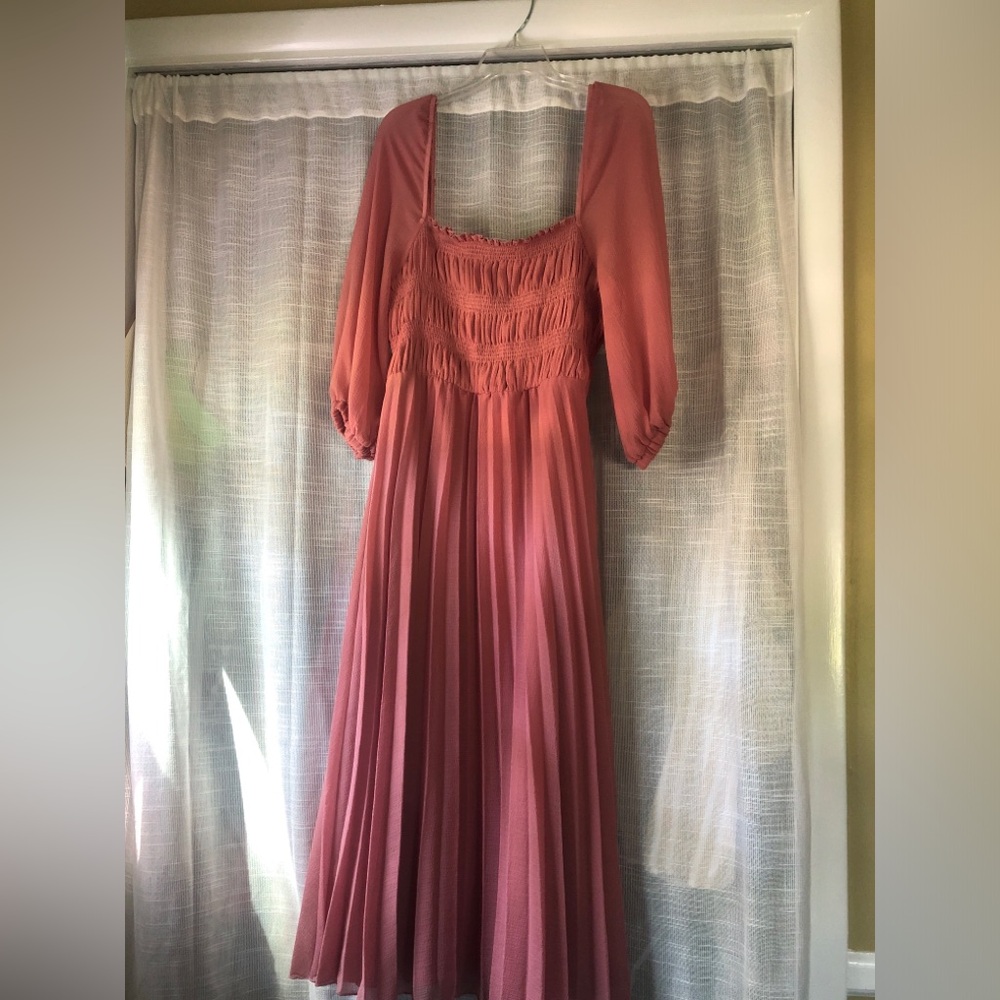 Medium midi dress